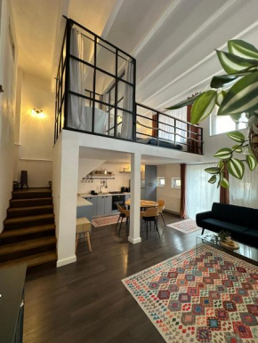 Daisy Apartment 7